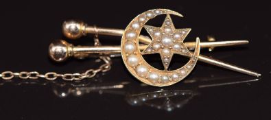Edwardian 9ct gold brooch set with seed pearls in the form of a crescent and star, 5.5g