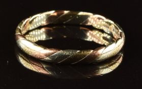 A 9ct gold tri-coloured ring, 1.7g, size M