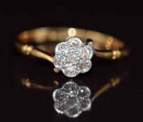 Art Deco 18ct gold ring set with diamonds in a platinum setting, 1.9g, size M