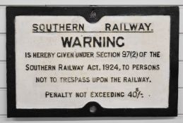 Southern Railway vintage cast iron trespass sign, 40 x 62cm