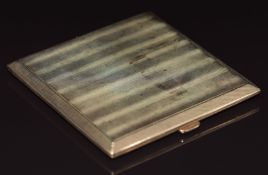 Art Deco 9ct gold cigarette case with engine turned decoration, Birmingham 1930, 102.5g