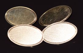 A pair of 9ct gold cufflinks with engine turned decoration, 5.8g
