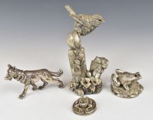 Two hallmarked silver novelty models of frogs, novelty silver model of a dog, marked 925, length 9.