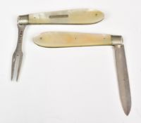Edward VII hallmarked silver and mother of pearl novelty folding knife and fork set, Sheffield 1903,