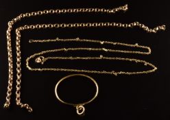 A 9ct gold necklace, two sections of 9ct gold necklace and a 9ct gold mount, 8.6g