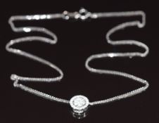 An 18k white gold necklace set with round cut diamonds, 2.7g