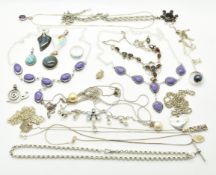 Eighteen silver necklaces / pendants including garnets, labradorite, pearl, amethyst, etc