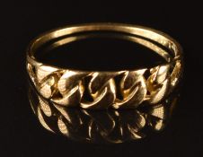 An 18ct gold keeper ring, 1.6g, size L
