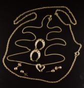 A 9ct gold pendant in the form of a heart on 9ct gold chain, 9ct gold chain / necklace, a 9ct gold