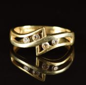 A 14k gold ring set with paste, 3g, size R