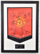 2007/8 Manchester United signed pennant, height 44cm, in black frame