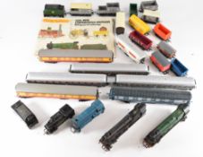 Hornby and other 00 gauge model railway rolling stock comprising two Hornby Princess Victoria tender