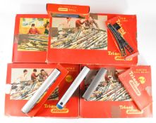 Tri-ang 00 gauge RS1, RS4 x2 and RS14 model railway sets together with an R152 diesel shunter