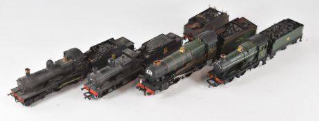 Four 00 gauge GWR model railway steam tender locomotives comprising Mainline Collet 0-6-0,