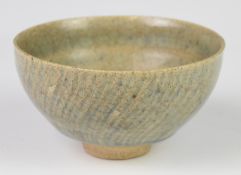 Katherine Pleydell Bouverie studio pottery pedestal dish with wrythen decoration, diameter 11 x