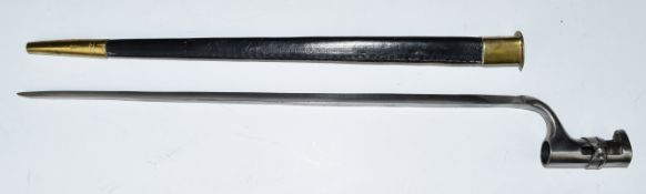 British socket bayonet for Enfield rifle musket, with 46cm blade and scabbard. PLEASE NOTE ALL