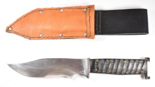 Bowie knife with horn handle, 17cm blade and sheath. PLEASE NOTE ALL BLADED ITEMS ARE SUBJECT TO