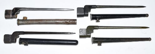 Four British No4 Mark 2 spike bayonets, blade length 20cm, all with scabbards. PLEASE NOTE ALL