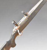 Ruger M77 Mark II .223 bolt-action rifle with chequered pistol grip and forend, composite stock,