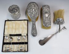 Victorian hallmarked silver mounted dressing table items comprising three various brushes, shoe horn