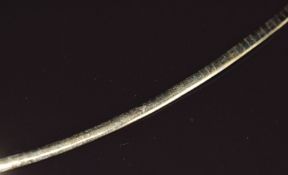 A 14k gold bi-coloured reversible necklace, 41cm, 9.5g