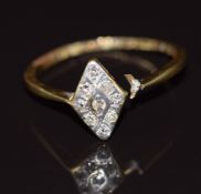Art Deco 18ct gold ring set with diamonds (damaged), 1.5g