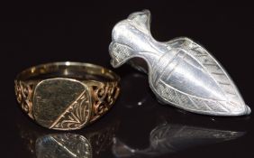 A 9ct gold signet ring (2.2g, size W) and a silver clip