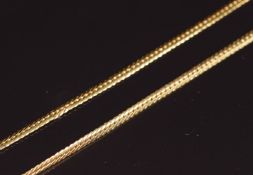 An 18ct gold curb link necklace, 5.3g