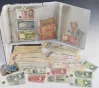 Collection of all world banknotes including uncirculated examples, five consecutive £1 notes,