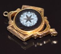 Victorian pendant/ locket set with bloodstone, verso carved agate, 11.7g