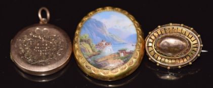 A 9ct rose gold locket, Birmingham 1910, 9ct gold pendant with ceramic scene and a Victorian