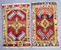 Two prayer rugs, each 94 x 60cm