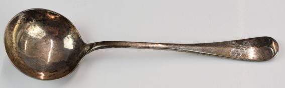 Edward VII hallmarked silver Hanoverian rat tail pattern sauce ladle, length 19cm, weight 88g