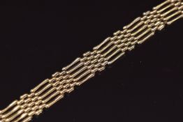 A 9ct gold gate bracelet with heart padlock clasp, 9.3g