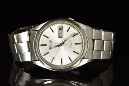 Seiko 5 gentleman's automatic wristwatch ref.7009-8210 with day and date aperture, luminous hands,