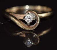 A 9ct gold ring set with a diamond,1.7g, size J