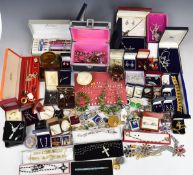 Collection of costume jewellery including necklaces, earrings, pendants, rings etc, some boxed /