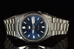 Seiko 5 gentleman's automatic wristwatch ref.7S26-0480 with day and date aperture, luminous hands