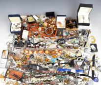 A collection of costume jewellery including Rotary watch, brooches, rose quartz necklace, etc