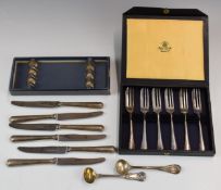 Cased set of Mappin & Webb Art Deco hallmarked silver cake forks, Sheffield 1946, Victorian Scottish