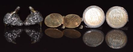 A pair of 9ct gold cufflinks (10g), a pair of silver cufflinks in the form of bulls and silver