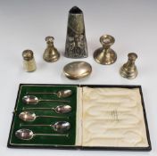 Hallmarked silver items comprising cased set of Mappin & Webb cased set of seal top spoons,