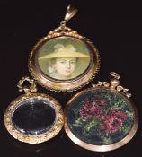 Three Edwardian 9ct gold lockets, one hallmarked Birmingham 1910