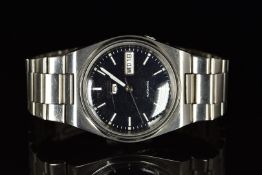 Seiko 5 gentleman's automatic wristwatch ref.7S26-0520 with day and date aperture, luminous hands