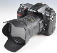 Nikon D200 DSLR camera with VR 28-200mm lens