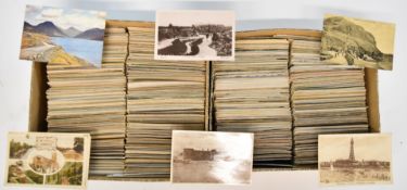 Approximately 1800 early 20thC and later topographical postcards, mostly relating to the North of