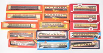 Fifteen 00 gauge Hornby, Bachmann and other passenger carriages to include LNER, LMS, BR and GWR,