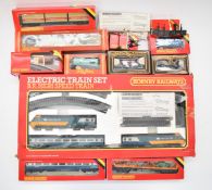 Hornby Railways B.R. Intercity 125 train set R695 together with a BR Class 47 R328 diesel engine and