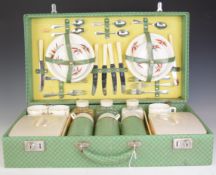 Sirram vintage or retro six place picnic set including Thermos flasks, width of case 57.5cm