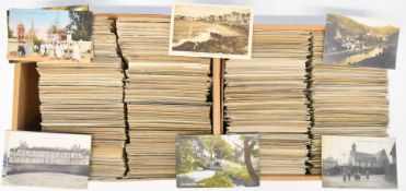 Approximately 1800 early 20thC and later topographical postcards, mostly relating to overseas